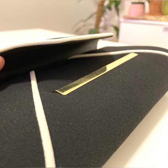 VINTAGE Jacques Vert black, white and gold clutch - Picture 3 of 5